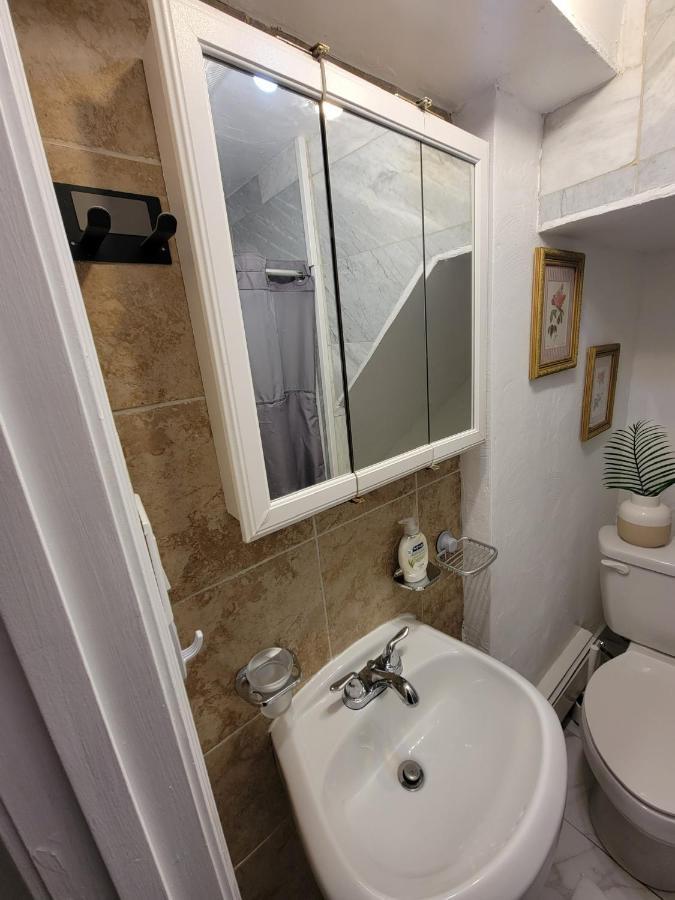 Comfy And Chic Boston Apartment! Free Parking Luaran gambar