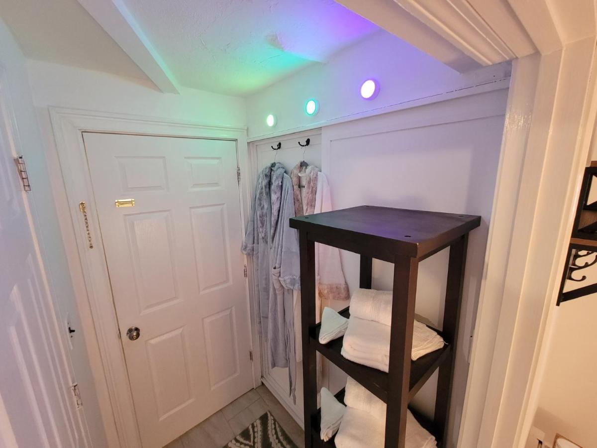 Comfy And Chic Boston Apartment! Free Parking Luaran gambar