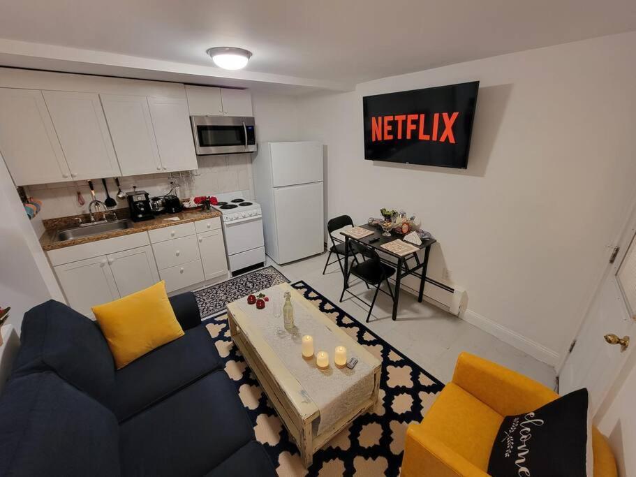 Comfy And Chic Boston Apartment! Free Parking Luaran gambar